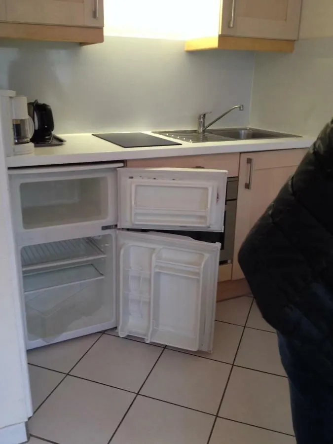 7 Boulevard Des Cotes Aix-les-Bains Apartment